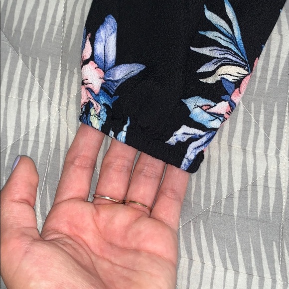 Forever 21 Romper - Picture 3 of 5